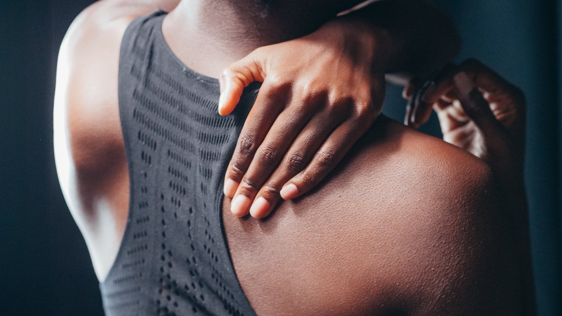 Tips to prevent shoulder pains during sleep